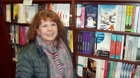 amandarobertsbookshelf